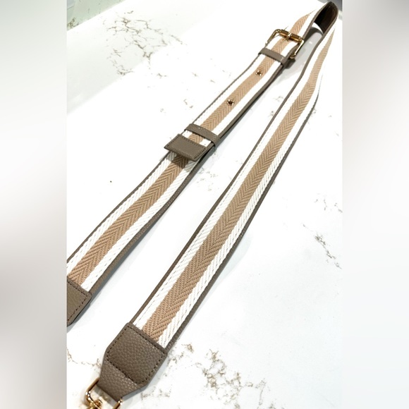 The “Look At Me” Bundle. - Picture 3 of 7